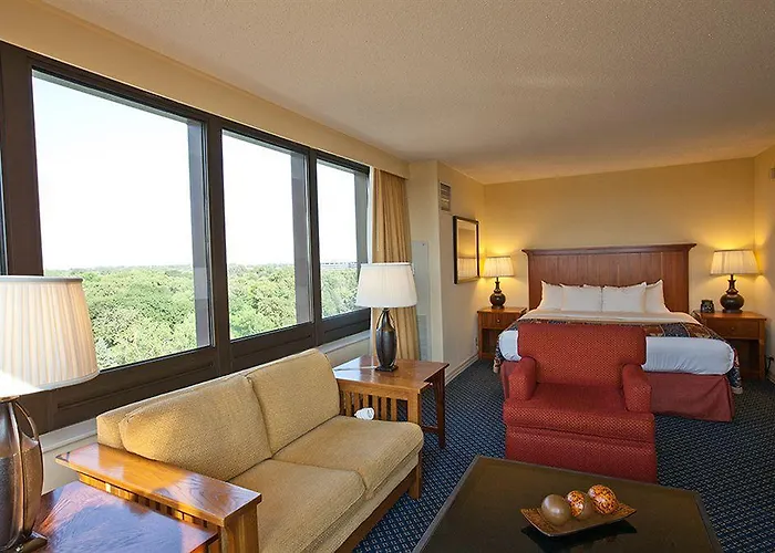 Doubletree By Hilton Chicago - Hotel 3*