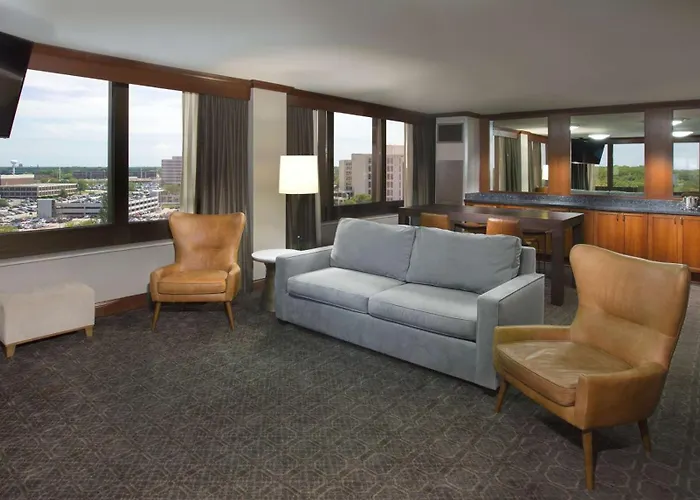 Hotel Doubletree By Hilton Chicago - 3*