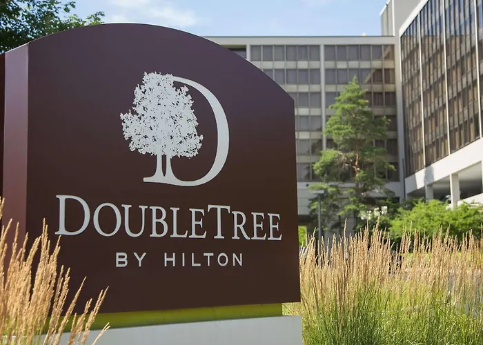 Doubletree By Hilton Chicago - 3* Oak Brook