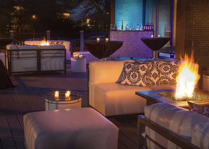 Doubletree By Hilton Chicago -