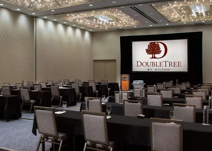 Doubletree By Hilton Chicago - 3* Oak Brook