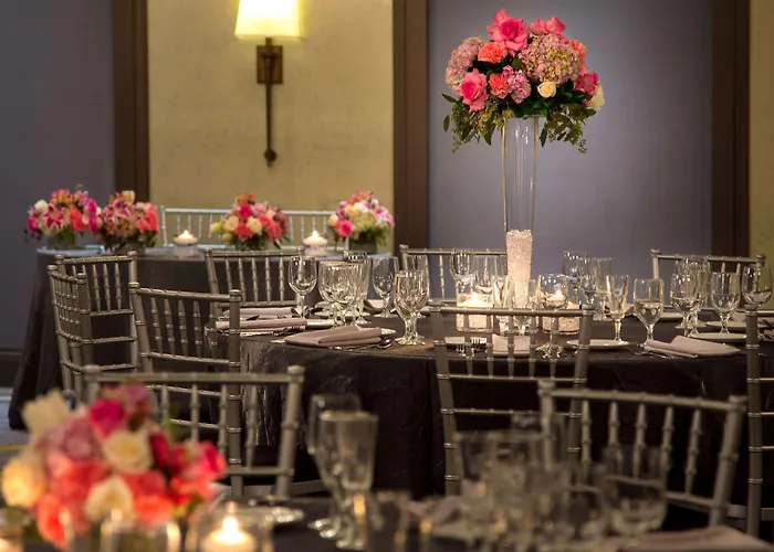 Doubletree By Hilton Chicago - 3*