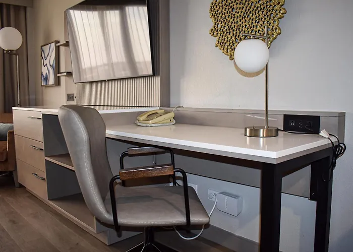 Doubletree By Hilton Chicago - 3* Oak Brook