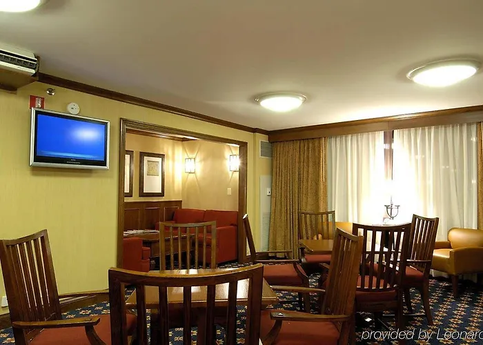 Doubletree By Hilton Chicago -