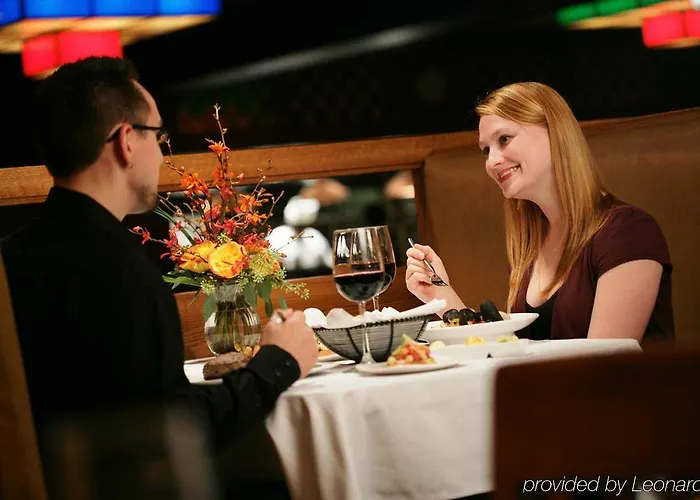 Hotel Doubletree By Hilton Chicago - 3*