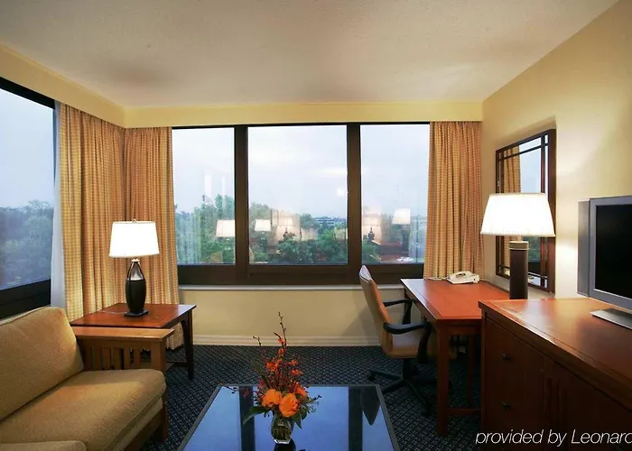 Doubletree By Hilton Chicago - Hotel Oak Brook