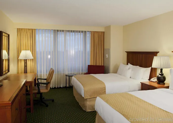 Doubletree By Hilton Chicago - Hotel