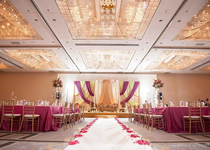 Doubletree By Hilton Chicago - Oak Brook