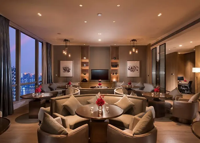 Doubletree By Hilton Chicago - 3* Oak Brook
